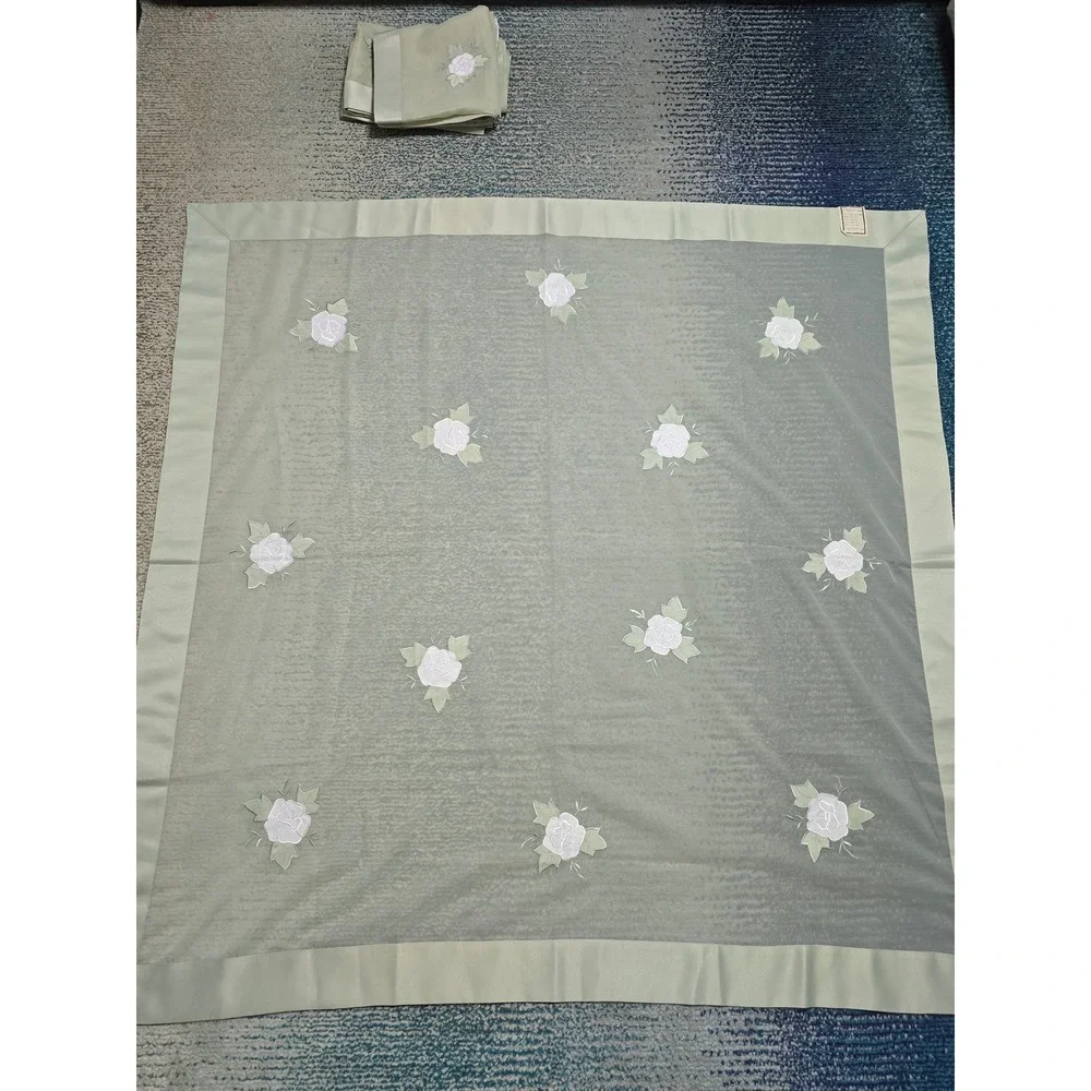 Sage Green Sheer Organza Table‎ Linen Set 7pc White Rose Embroidered Overlay